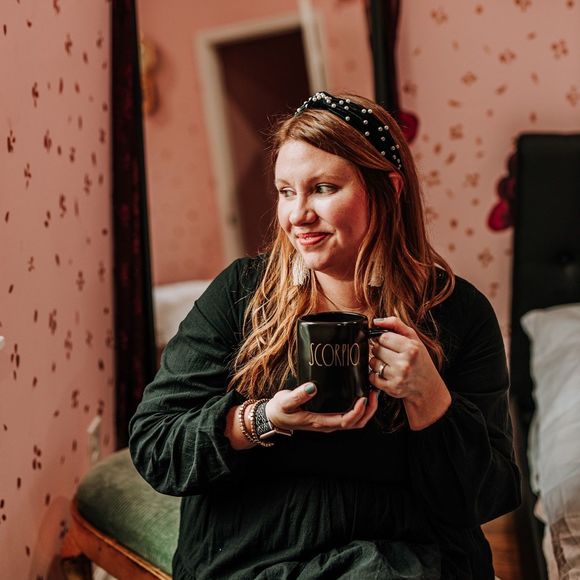 Meet your Posher, Brandi - Picture 1 of 1